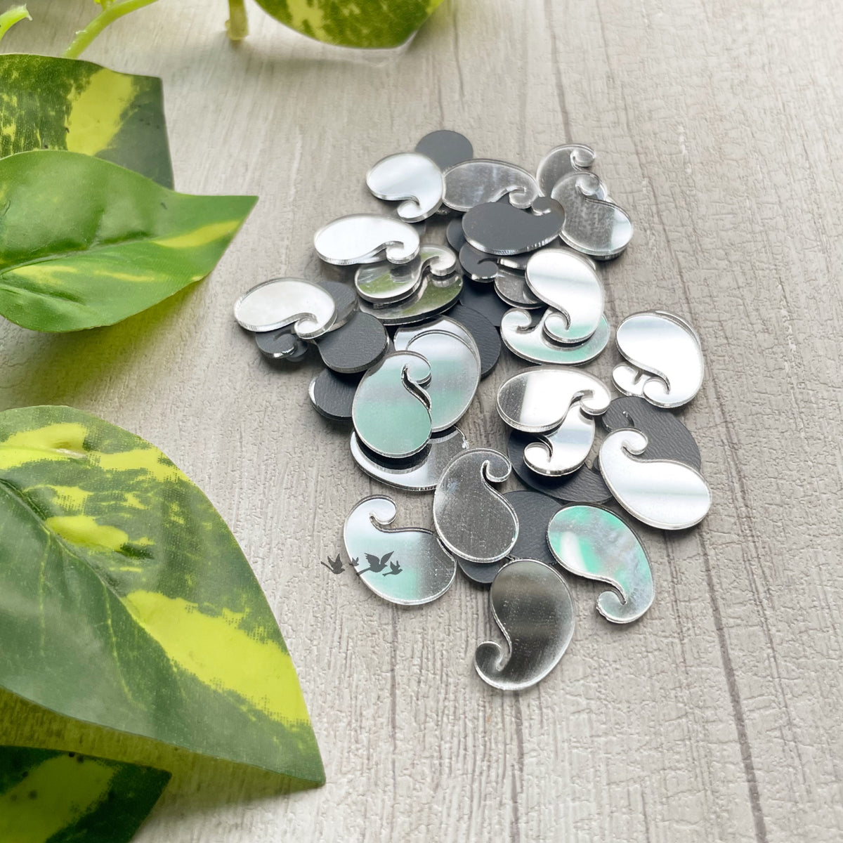 Acrylic Mirror Cutout - Paisley (100 pc)