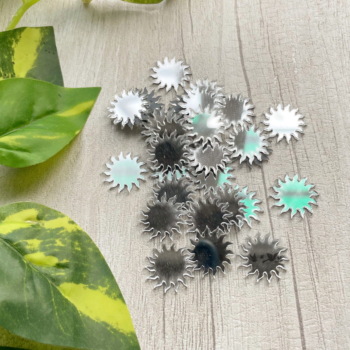 Acrylic Mirror Cutout - Surya (100 pc)